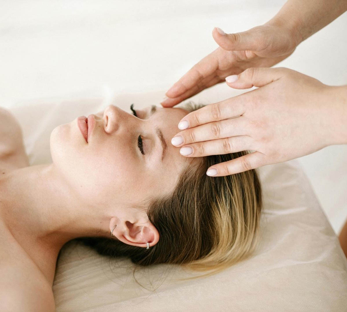 Face glow therapy in Beverly Hills